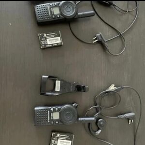 Set of 2 Motorola Walkie Talkie Radios